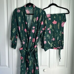 Julia Meeks Cosmos Floral Print Goods Pajama Set. Small/X-small/Medium